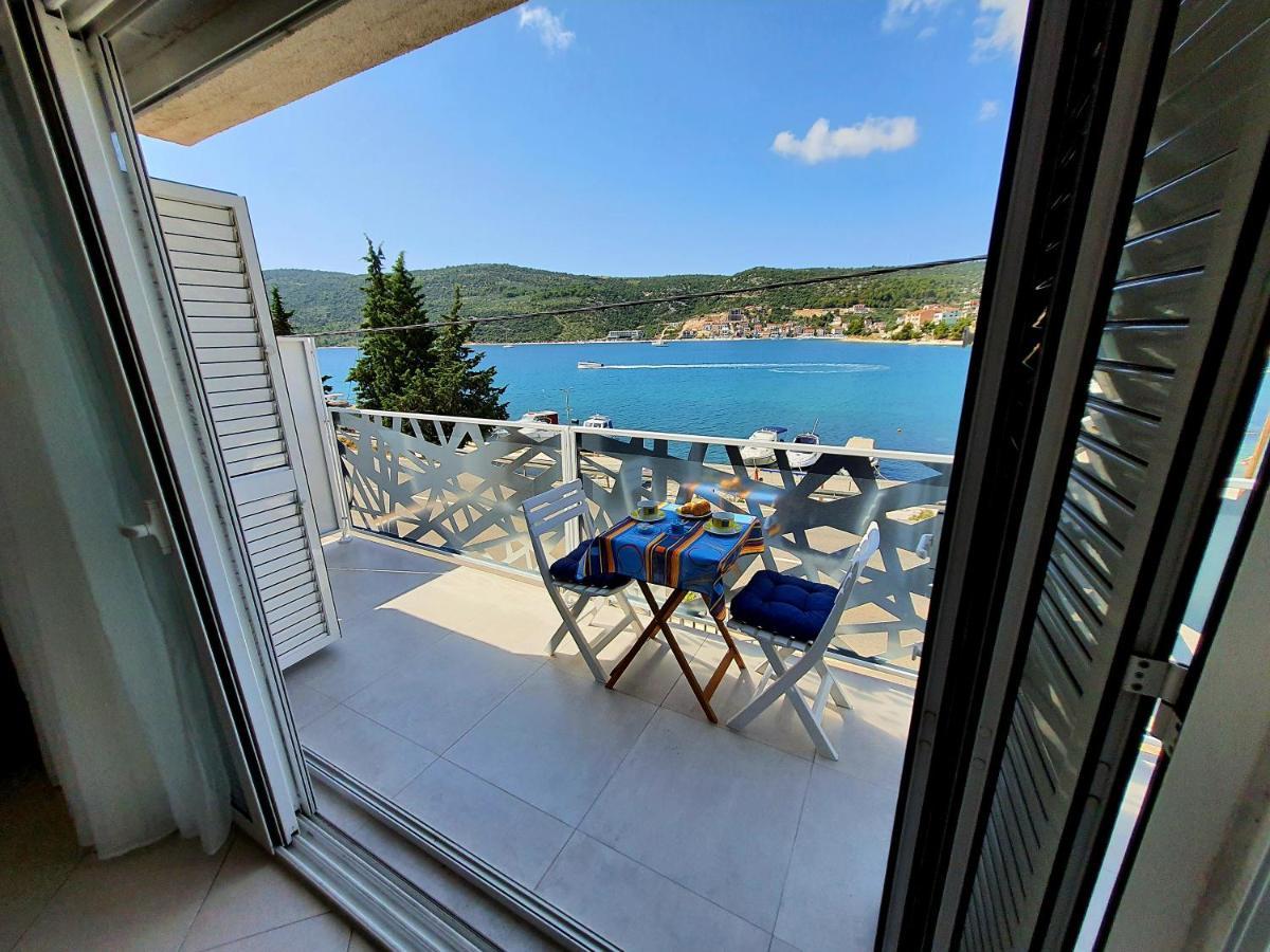 Villa Sunshine Baum Марина Екстериор снимка